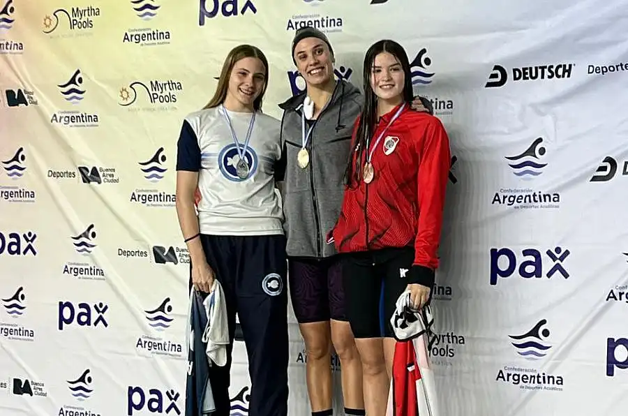Pía Ponzo, subcampeona nacional en 50 metros pecho