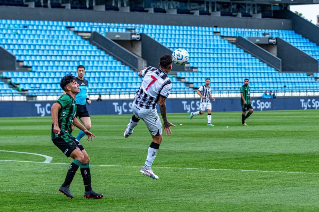 Imagen principal de la nota sobre Balerdi se va del Mundial: Argentina y una historia que se repite en deportes