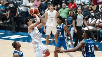 Imagen principal de la nota sobre Argentina cerró la primera fase del clasificatorio con récord de 5-1 y avanza al Mundial de en deportes