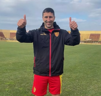 Imagen principal de la nota sobre Donatti volvió al fútbol a los 39 años tras superar una depresión: "Es una alegría enorme" en deportes